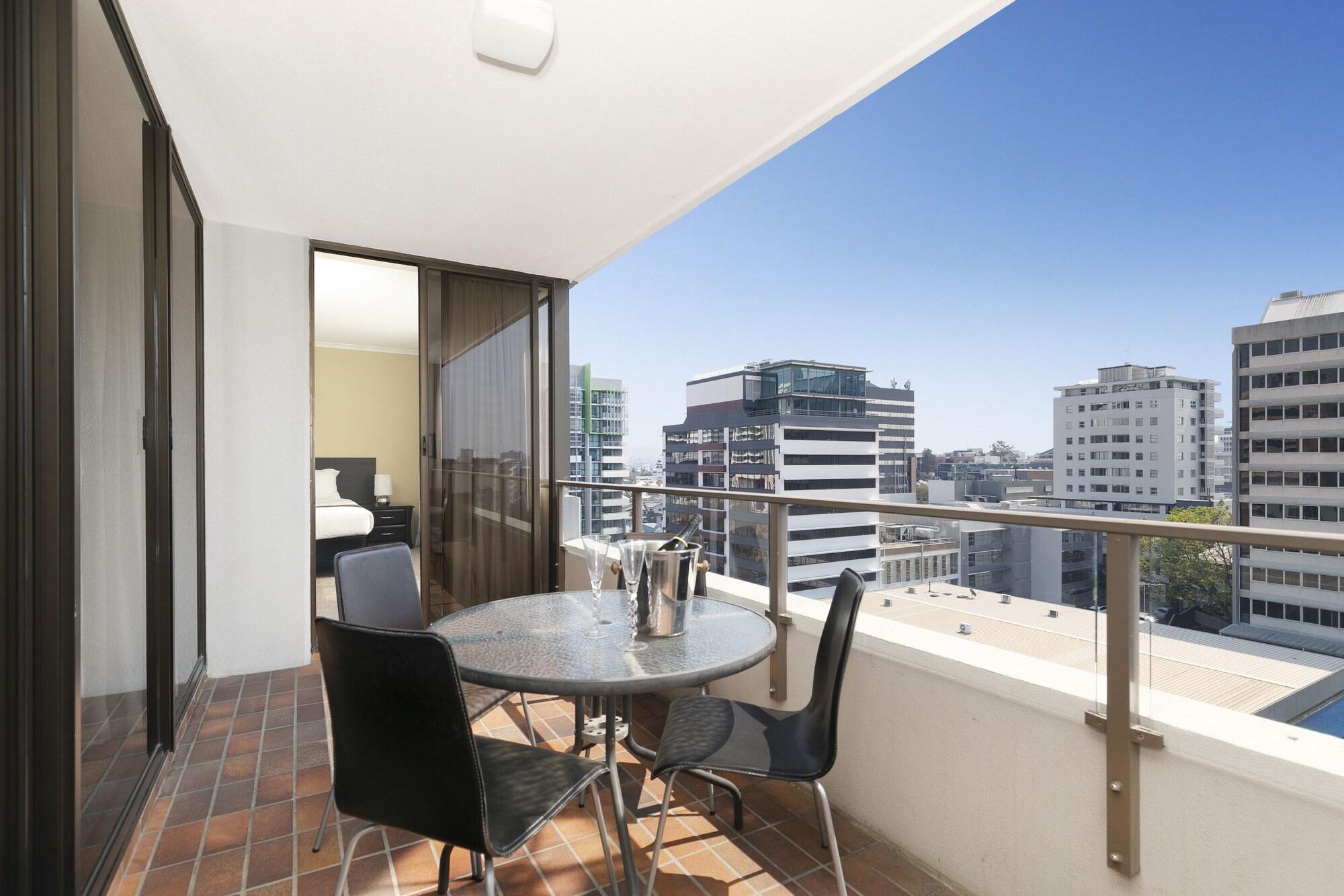 แอสเตอร์ เซอร์วิส อพาร์ตเมนต์ บริสเบน Aparthotel ภายนอก รูปภาพ