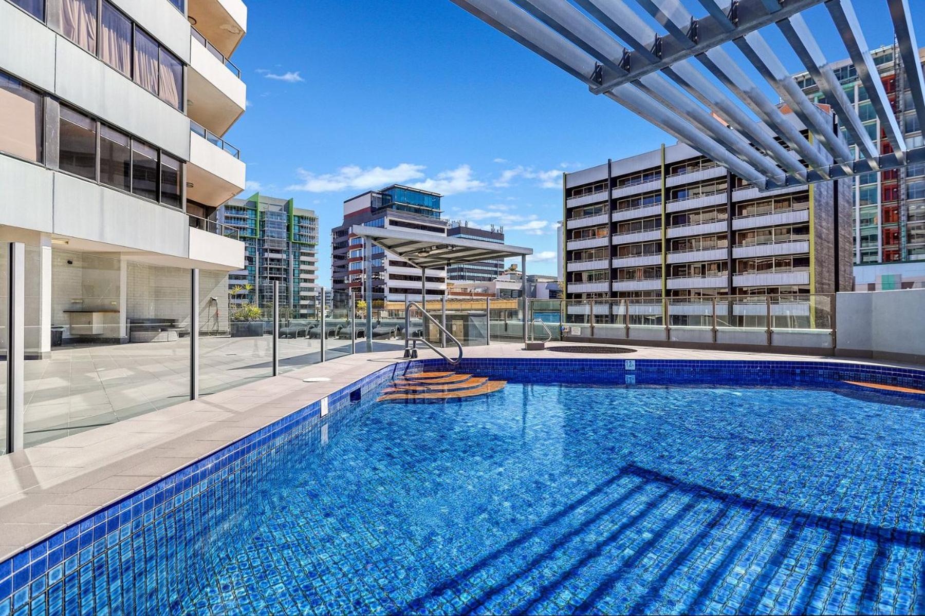 แอสเตอร์ เซอร์วิส อพาร์ตเมนต์ บริสเบน Aparthotel ภายนอก รูปภาพ